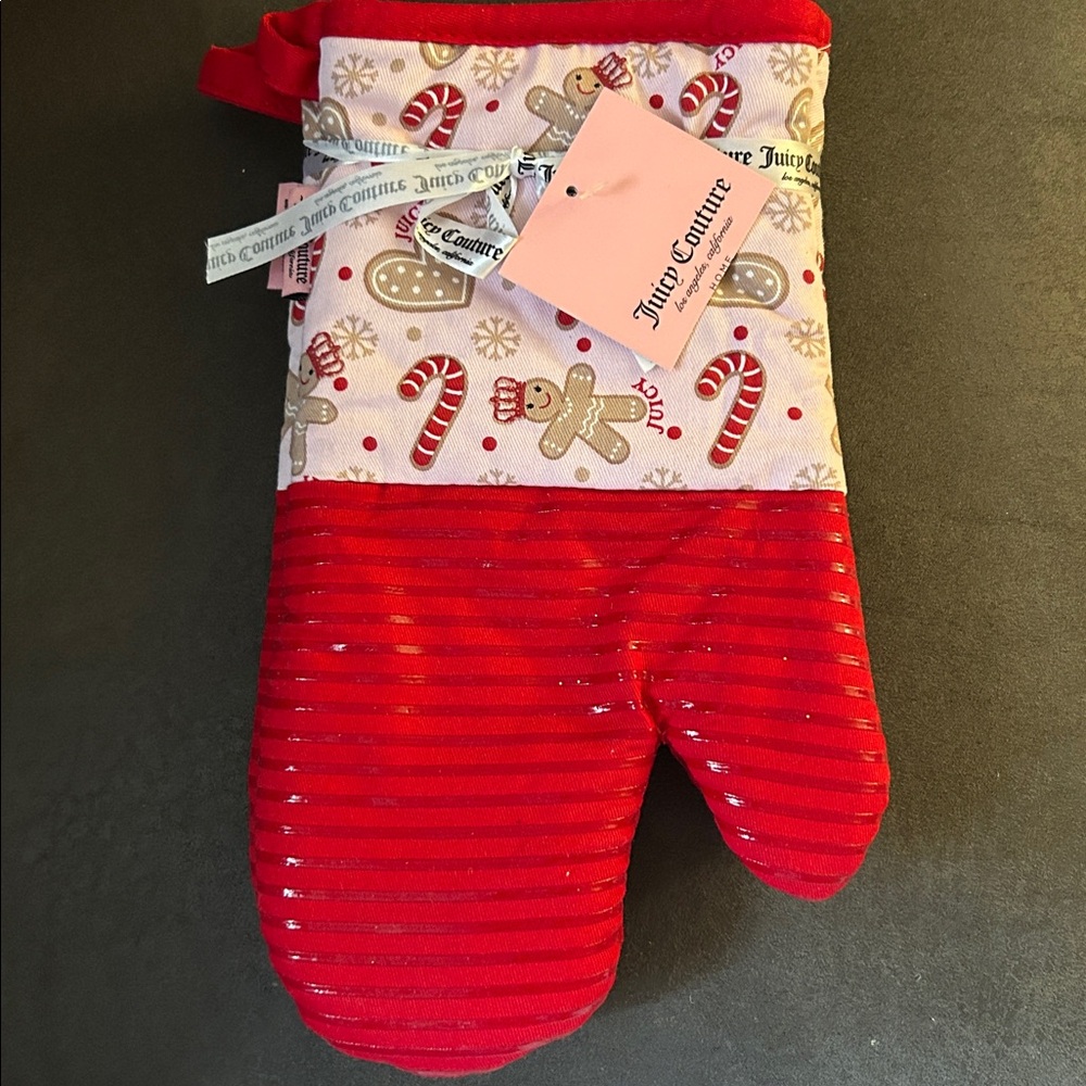 Juicy Couture Christmas Gingerbread Oven Mits